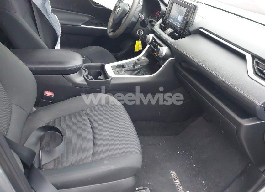 Photo 5 of 2021 Toyota Rav4 LE (VIN 2T3G1RFVXMC156424)