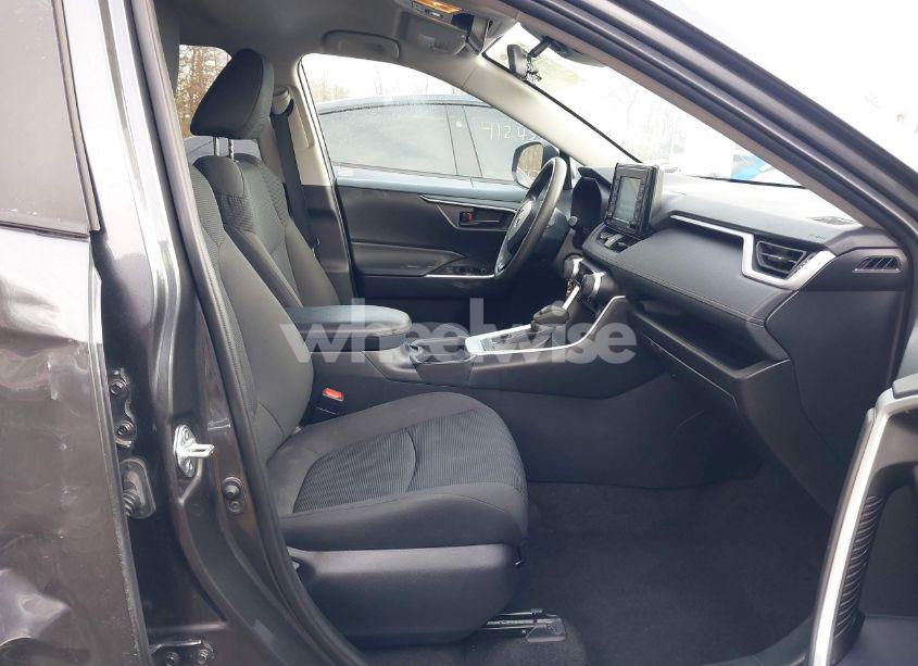 Photo 5 of 2021 Toyota Rav4 LE (VIN 2T3G1RFVXMC184630)