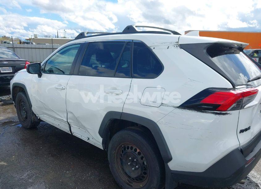 Photo 15 of 2019 Toyota Rav4 LE (VIN 2T3H1RFV0KW018309)