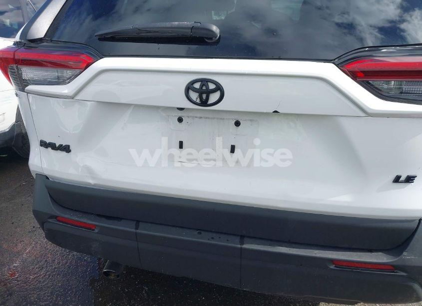 Photo 18 of 2019 Toyota Rav4 LE (VIN 2T3H1RFV0KW018309)