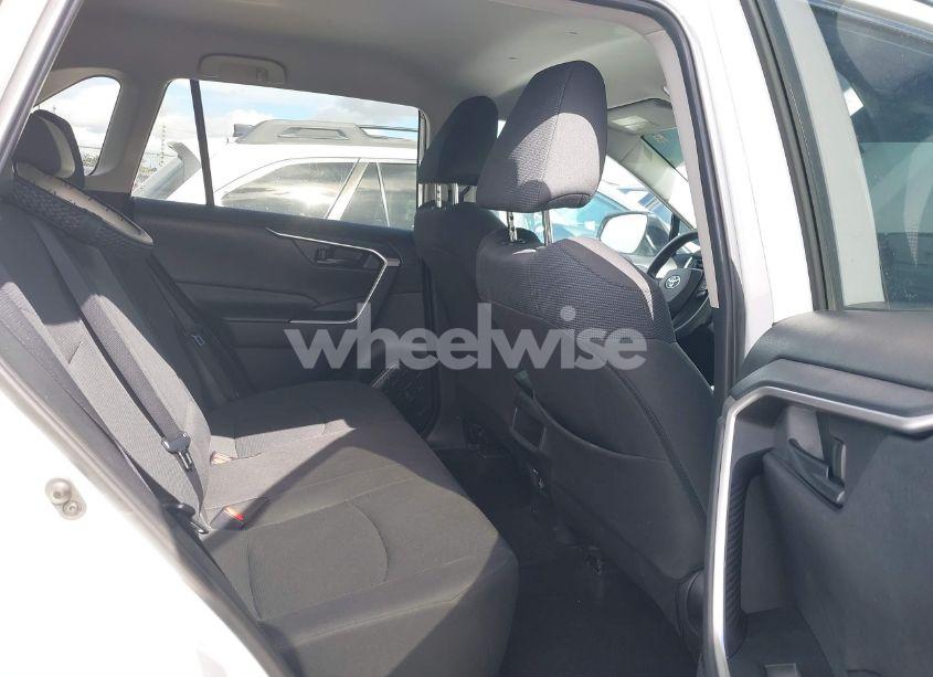 Photo 8 of 2019 Toyota Rav4 LE (VIN 2T3H1RFV0KW018309)