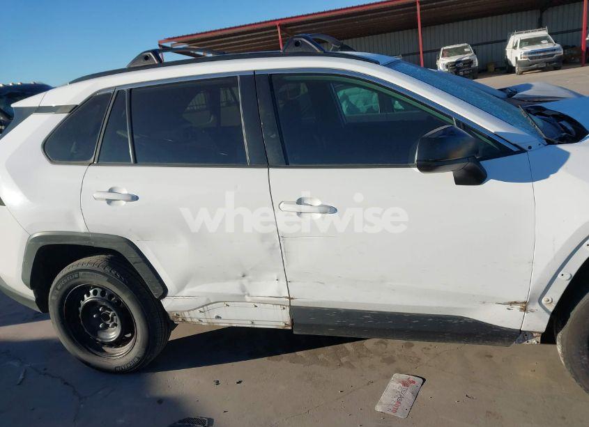 Photo 14 of 2019 Toyota Rav4 LE (VIN 2T3H1RFV0KW055781)
