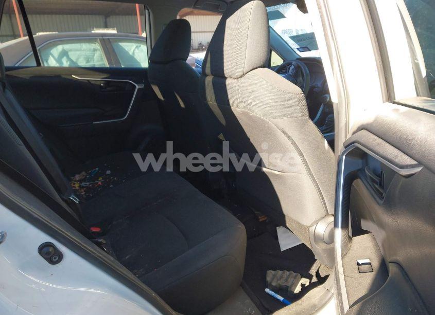 Photo 8 of 2019 Toyota Rav4 LE (VIN 2T3H1RFV0KW055781)