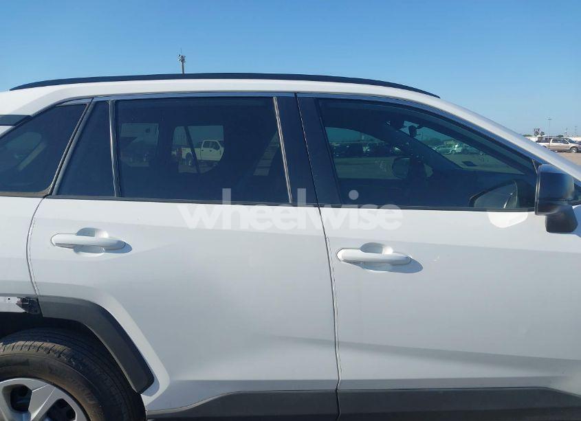 Photo 14 of 2020 Toyota Rav4 LE (VIN 2T3H1RFV0LW077300)