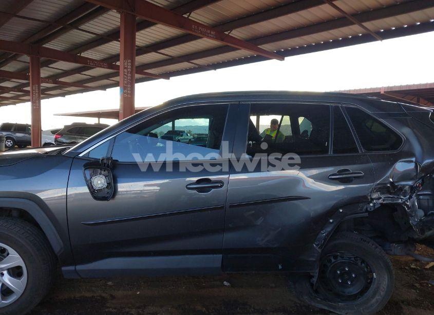 Photo 14 of 2021 Toyota Rav4 LE (VIN 2T3H1RFV0MC099056)