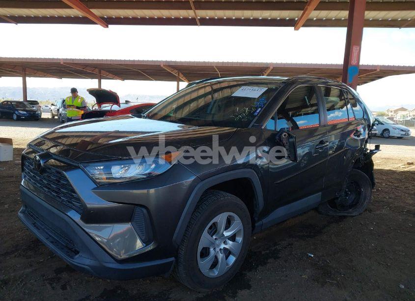 Photo 2 of 2021 Toyota Rav4 LE (VIN 2T3H1RFV0MC099056)