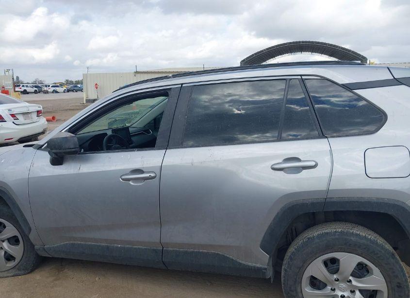 Photo 14 of 2021 Toyota Rav4 LE (VIN 2T3H1RFV0MC160499)