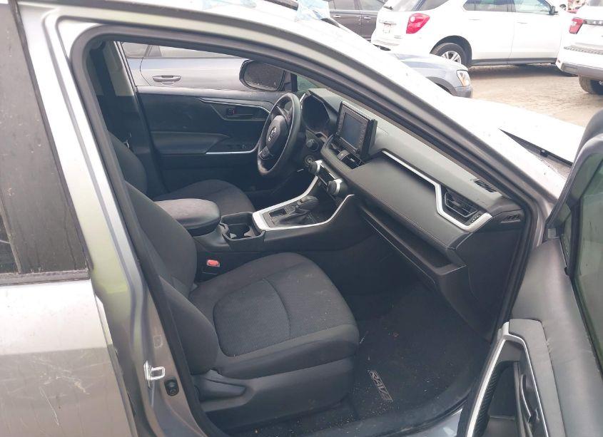 Photo 5 of 2021 Toyota Rav4 LE (VIN 2T3H1RFV0MC160499)