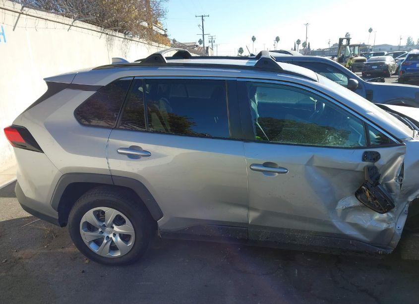 Photo 13 of 2021 Toyota Rav4 LE (VIN 2T3H1RFV0MW131339)