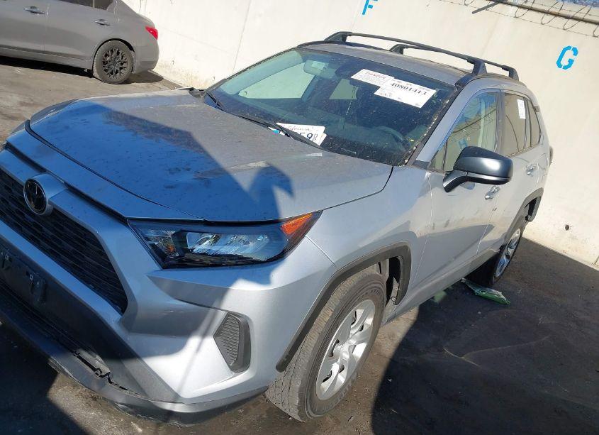 Photo 2 of 2021 Toyota Rav4 LE (VIN 2T3H1RFV0MW131339)