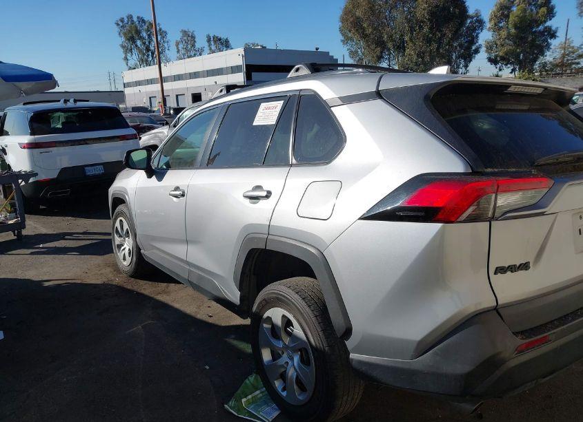 Photo 3 of 2021 Toyota Rav4 LE (VIN 2T3H1RFV0MW131339)