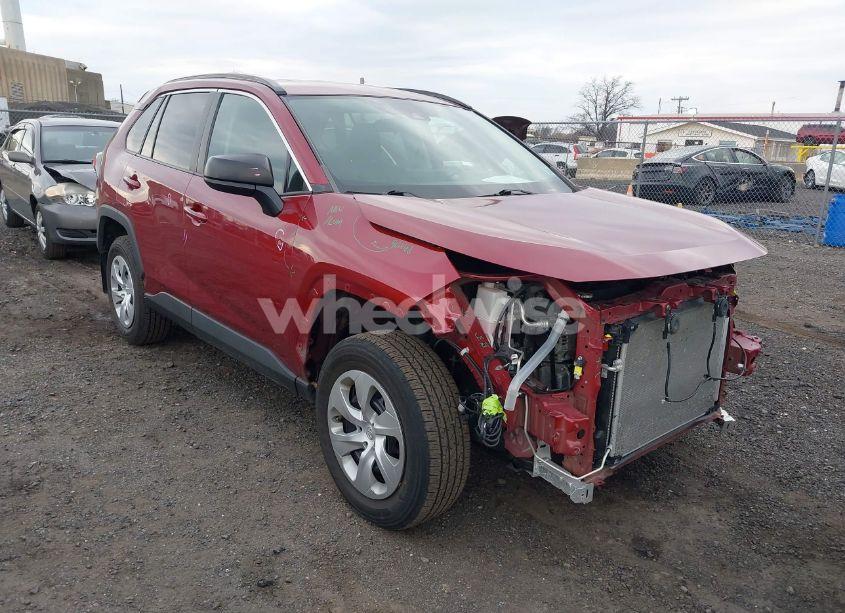 2021 Toyota Rav4 LE (VIN 2T3H1RFV0MW152093) main photo