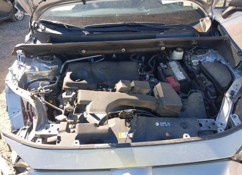 Photo 10 of 2022 Toyota Rav4 LE (VIN 2T3H1RFV0NC195853)