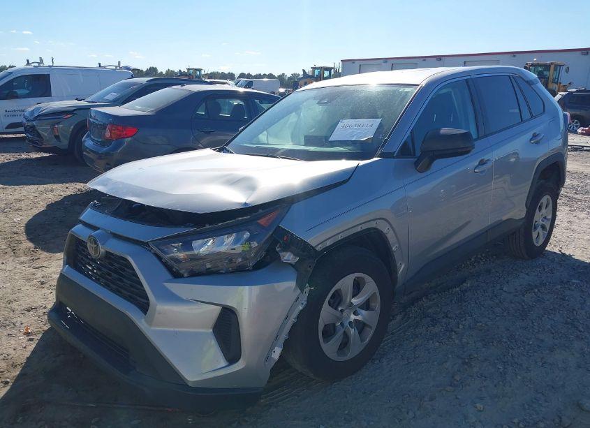 Photo 2 of 2022 Toyota Rav4 LE (VIN 2T3H1RFV0NC195853)