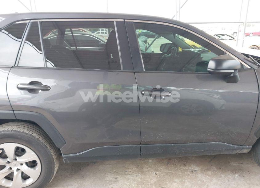 Photo 13 of 2022 Toyota Rav4 LE (VIN 2T3H1RFV0NW212570)