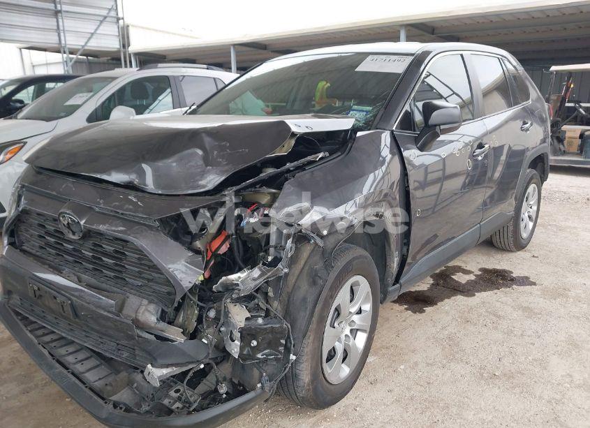 Photo 2 of 2022 Toyota Rav4 LE (VIN 2T3H1RFV0NW212570)