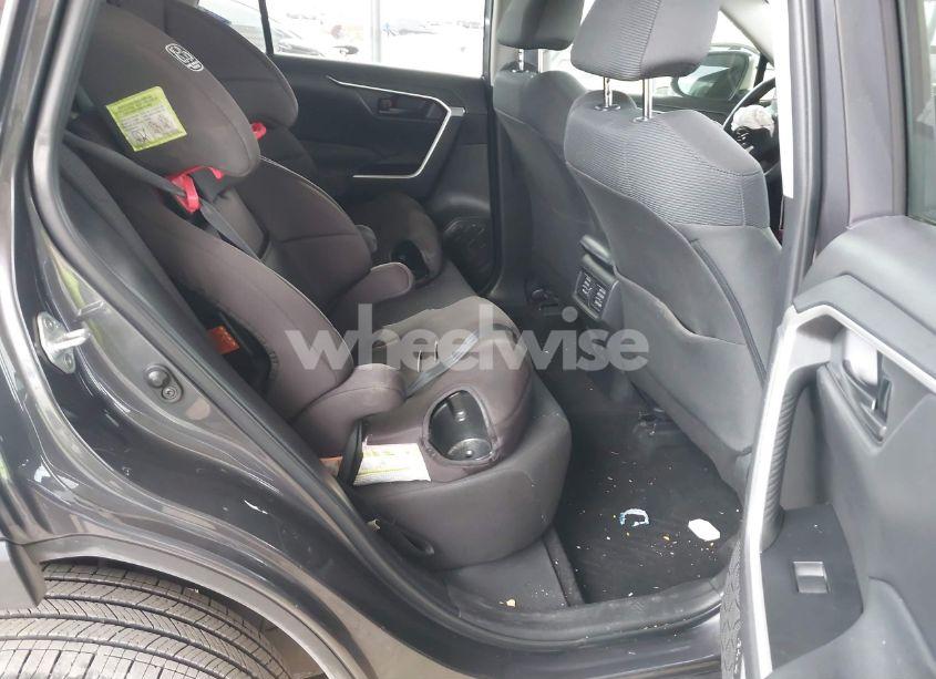Photo 8 of 2022 Toyota Rav4 LE (VIN 2T3H1RFV0NW212570)