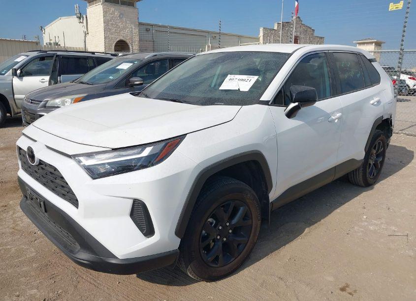 Photo 2 of 2023 Toyota Rav4 LE (VIN 2T3H1RFV0PW259729)