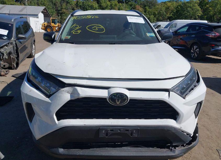 Photo 12 of 2019 Toyota Rav4 LE (VIN 2T3H1RFV1KC001553)