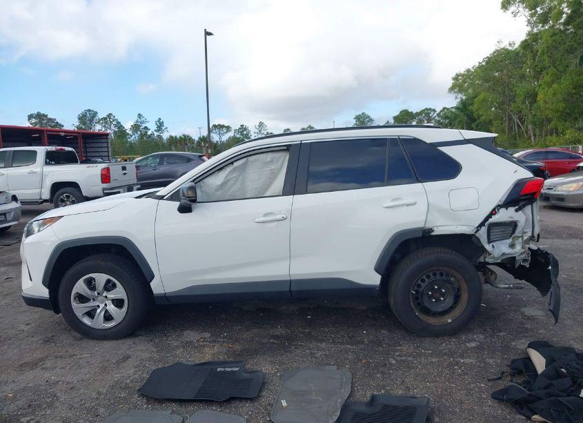 Photo 15 of 2019 Toyota Rav4 LE (VIN 2T3H1RFV1KW040125)