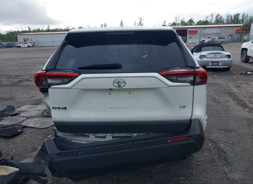 Photo 17 of 2019 Toyota Rav4 LE (VIN 2T3H1RFV1KW040125)