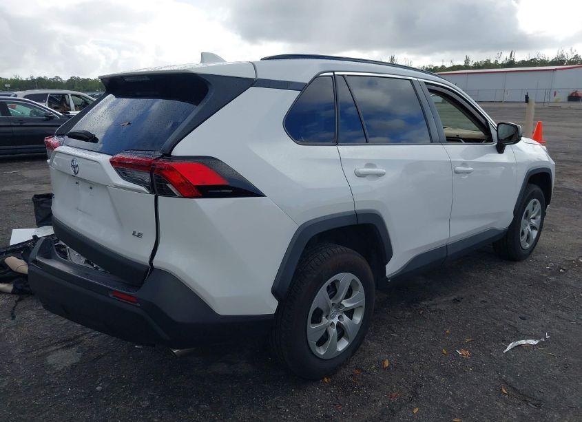 Photo 4 of 2019 Toyota Rav4 LE (VIN 2T3H1RFV1KW040125)