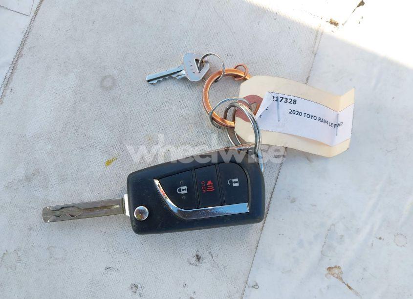 Photo 11 of 2020 Toyota Rav4 LE (VIN 2T3H1RFV1LC061477)