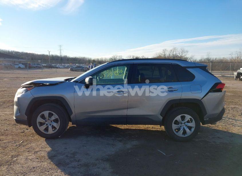Photo 14 of 2020 Toyota Rav4 LE (VIN 2T3H1RFV1LC061477)