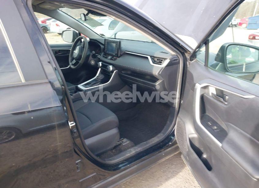 Photo 5 of 2020 Toyota Rav4 LE (VIN 2T3H1RFV1LW058707)