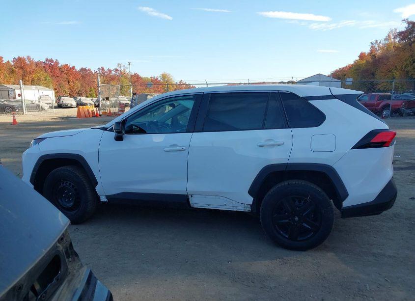 Photo 14 of 2020 Toyota Rav4 LE (VIN 2T3H1RFV1LW100440)