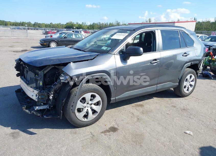 Photo 2 of 2021 Toyota Rav4 LE (VIN 2T3H1RFV1MC098840)