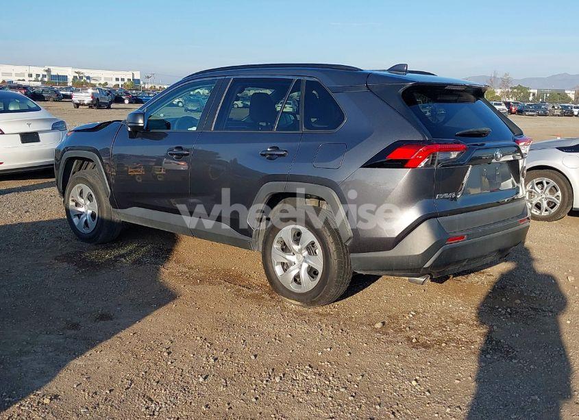 Photo 3 of 2021 Toyota Rav4 LE (VIN 2T3H1RFV1MC105320)