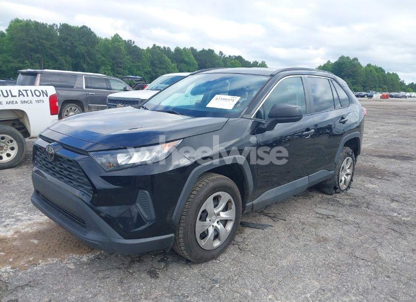 Photo 2 of 2021 Toyota Rav4 LE (VIN 2T3H1RFV1MC105561)
