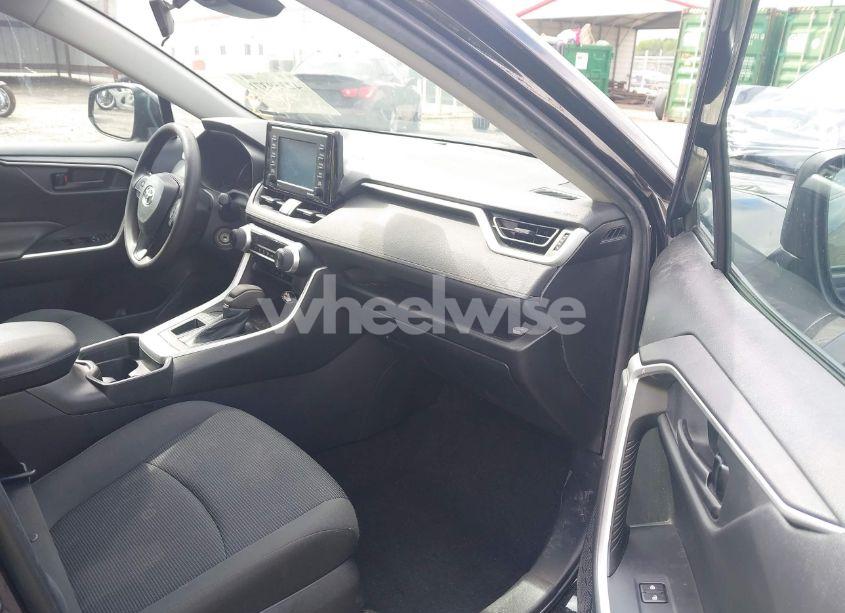 Photo 5 of 2021 Toyota Rav4 LE (VIN 2T3H1RFV1MC105561)