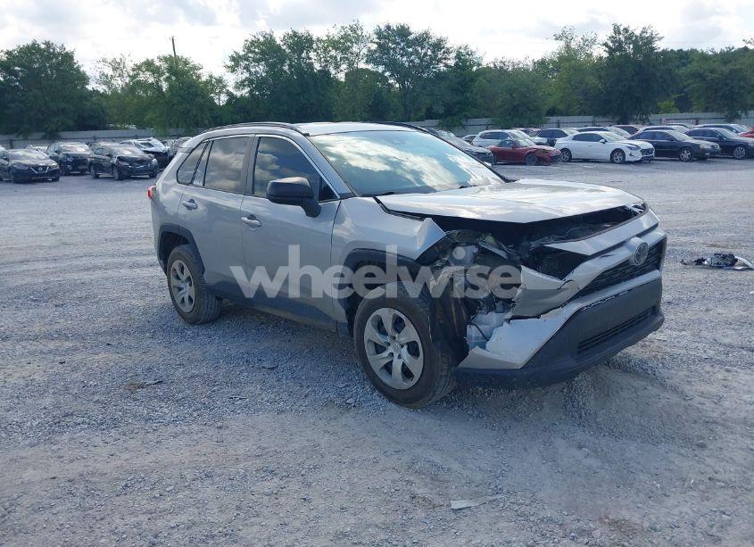 2021 Toyota Rav4 LE (VIN 2T3H1RFV1MW124965) main photo