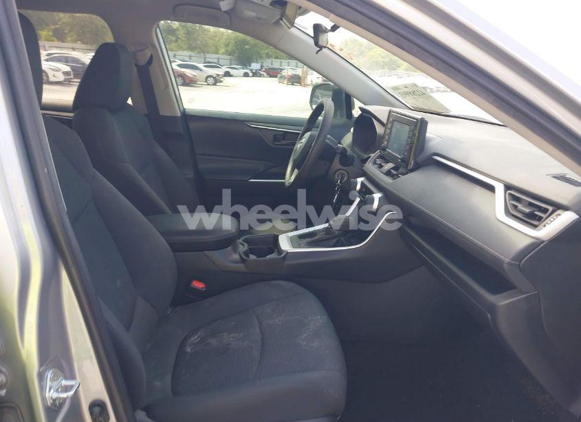 Photo 5 of 2021 Toyota Rav4 LE (VIN 2T3H1RFV1MW124965)