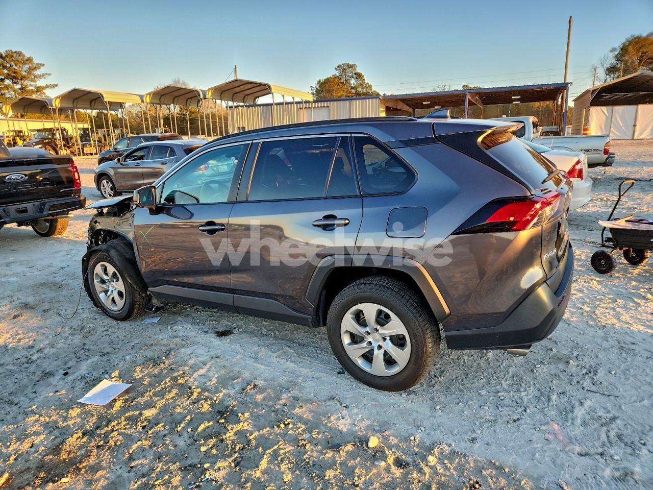Photo 2 of 2021 TOYOTA RAV4 LE (VIN 2T3H1RFV1MW134587)
