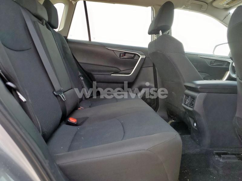 Photo 5 of 2025 TOYOTA RAV4 LE (VIN 2T3H1RFV1SC322492)