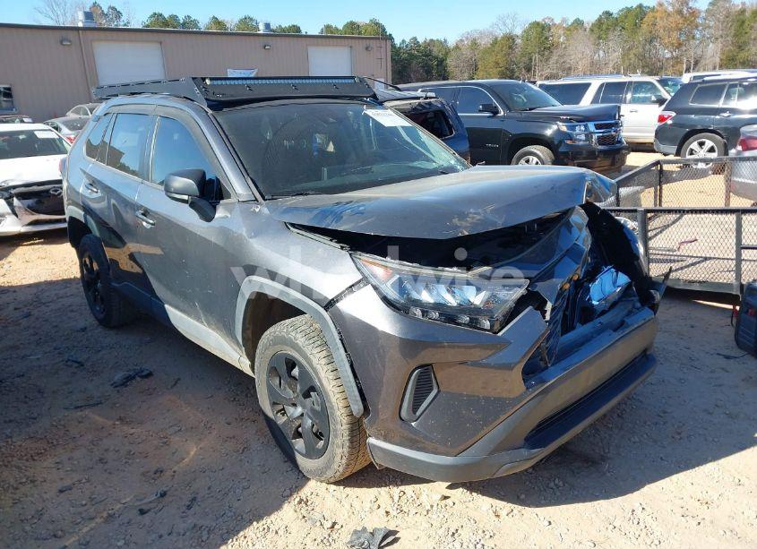 2020 Toyota Rav4 LE (VIN 2T3H1RFV2LC072617) main photo