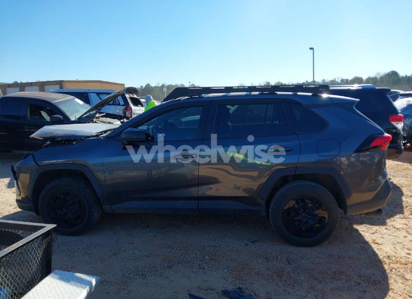 Photo 14 of 2020 Toyota Rav4 LE (VIN 2T3H1RFV2LC072617)