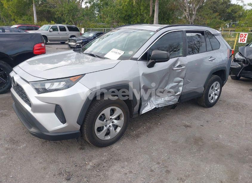 Photo 2 of 2021 Toyota Rav4 LE (VIN 2T3H1RFV2MC098863)