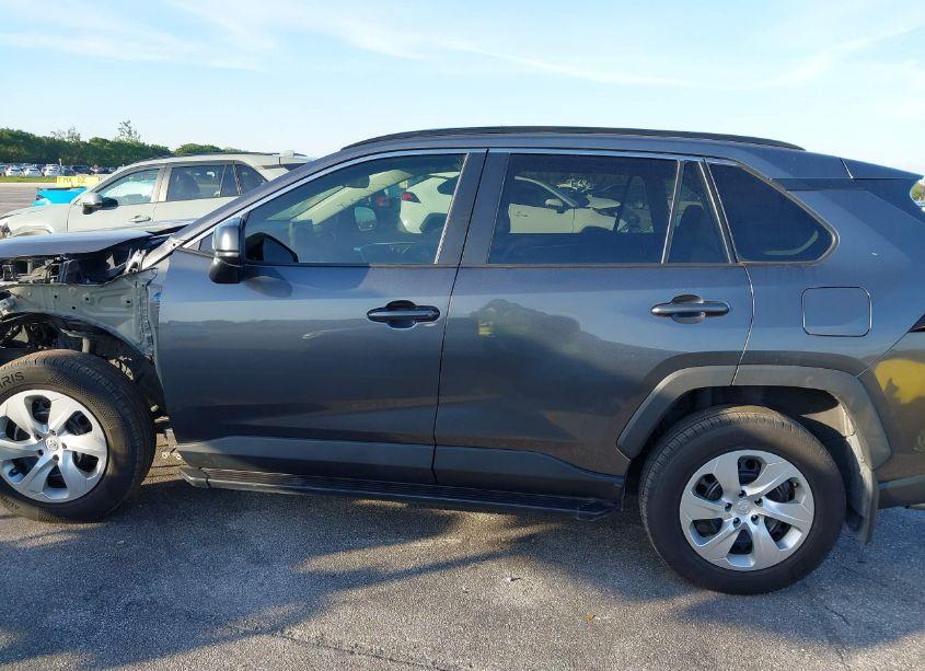 Photo 15 of 2021 Toyota Rav4 LE (VIN 2T3H1RFV2MC147513)