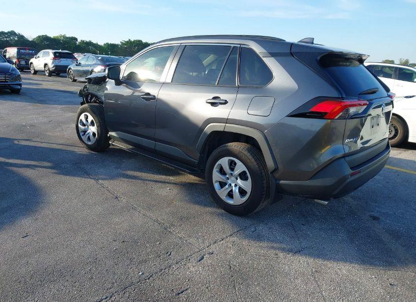 Photo 3 of 2021 Toyota Rav4 LE (VIN 2T3H1RFV2MC147513)