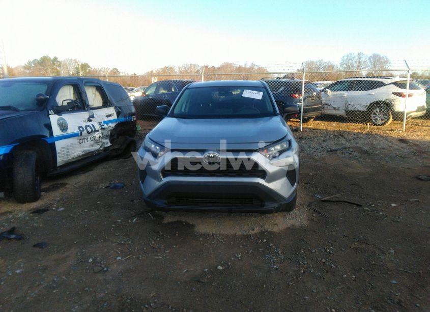 Photo 13 of 2022 Toyota Rav4 LE (VIN 2T3H1RFV2NC185132)