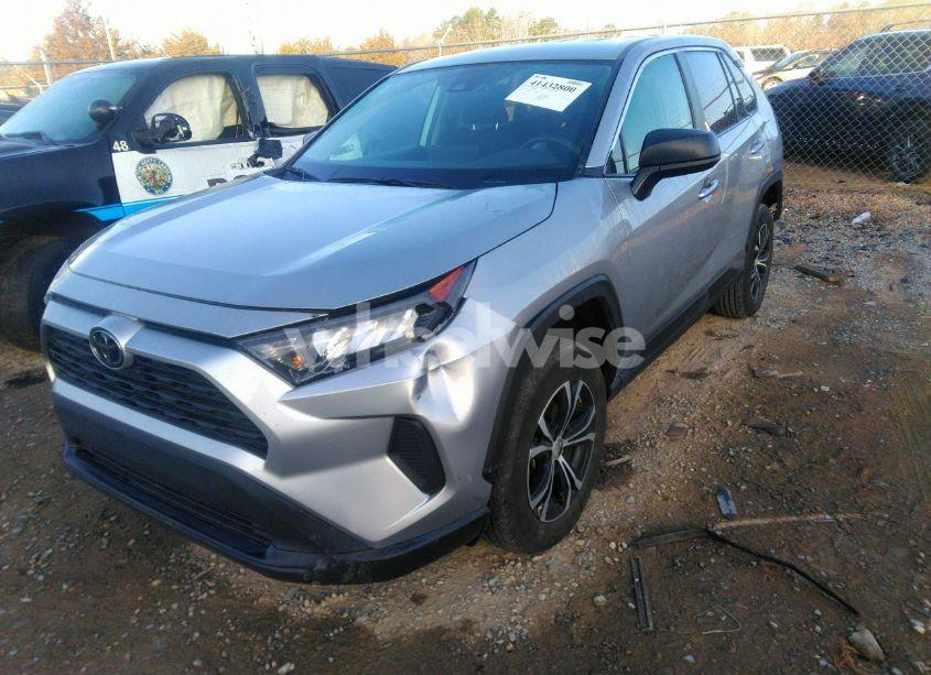 Photo 2 of 2022 Toyota Rav4 LE (VIN 2T3H1RFV2NC185132)