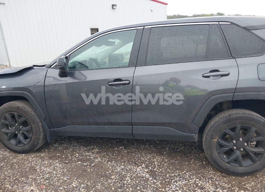Photo 14 of 2022 Toyota Rav4 LE (VIN 2T3H1RFV2NW220296)