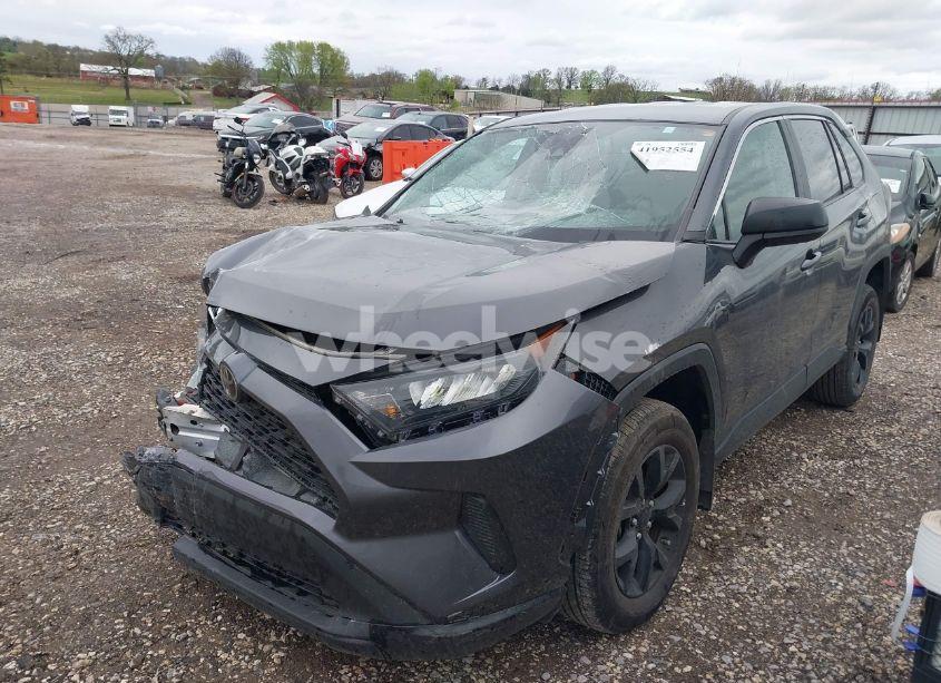 Photo 2 of 2022 Toyota Rav4 LE (VIN 2T3H1RFV2NW220296)
