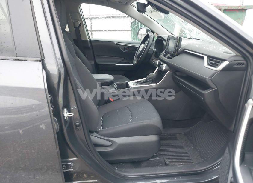 Photo 5 of 2022 Toyota Rav4 LE (VIN 2T3H1RFV2NW220296)