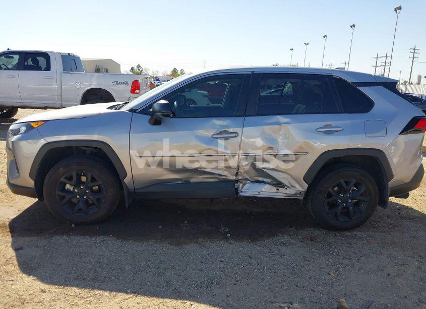 Photo 15 of 2022 Toyota Rav4 LE (VIN 2T3H1RFV2NW221092)