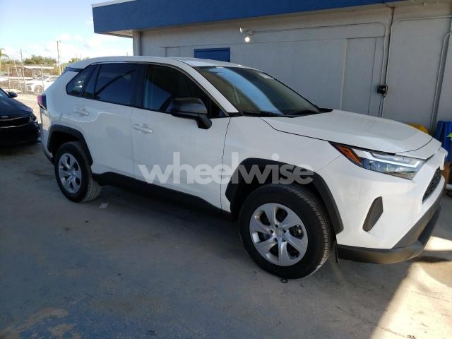 Photo 2 of 2025 TOYOTA RAV4 LE (VIN 2T3H1RFV2SC323179)